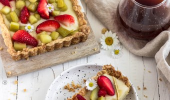 Rhabarber-Tarte mit Erdbeeren – der perfekte Sommerkuchen